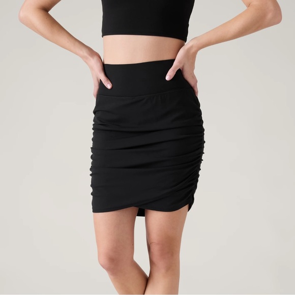 NWT Athleta Transcend Skort - Picture 1 of 8